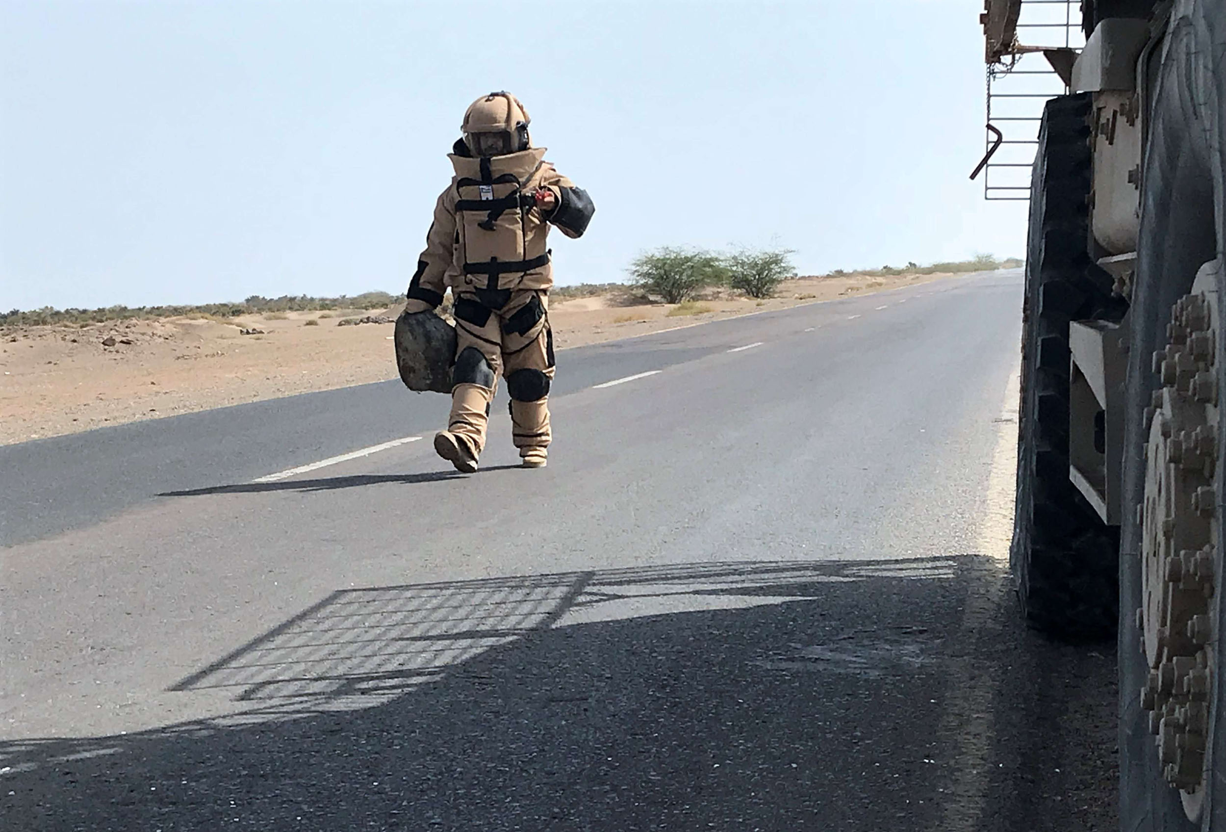 الإمارات لن تقبل بانتقال الحديدة من الحوثيين الى الاخوان