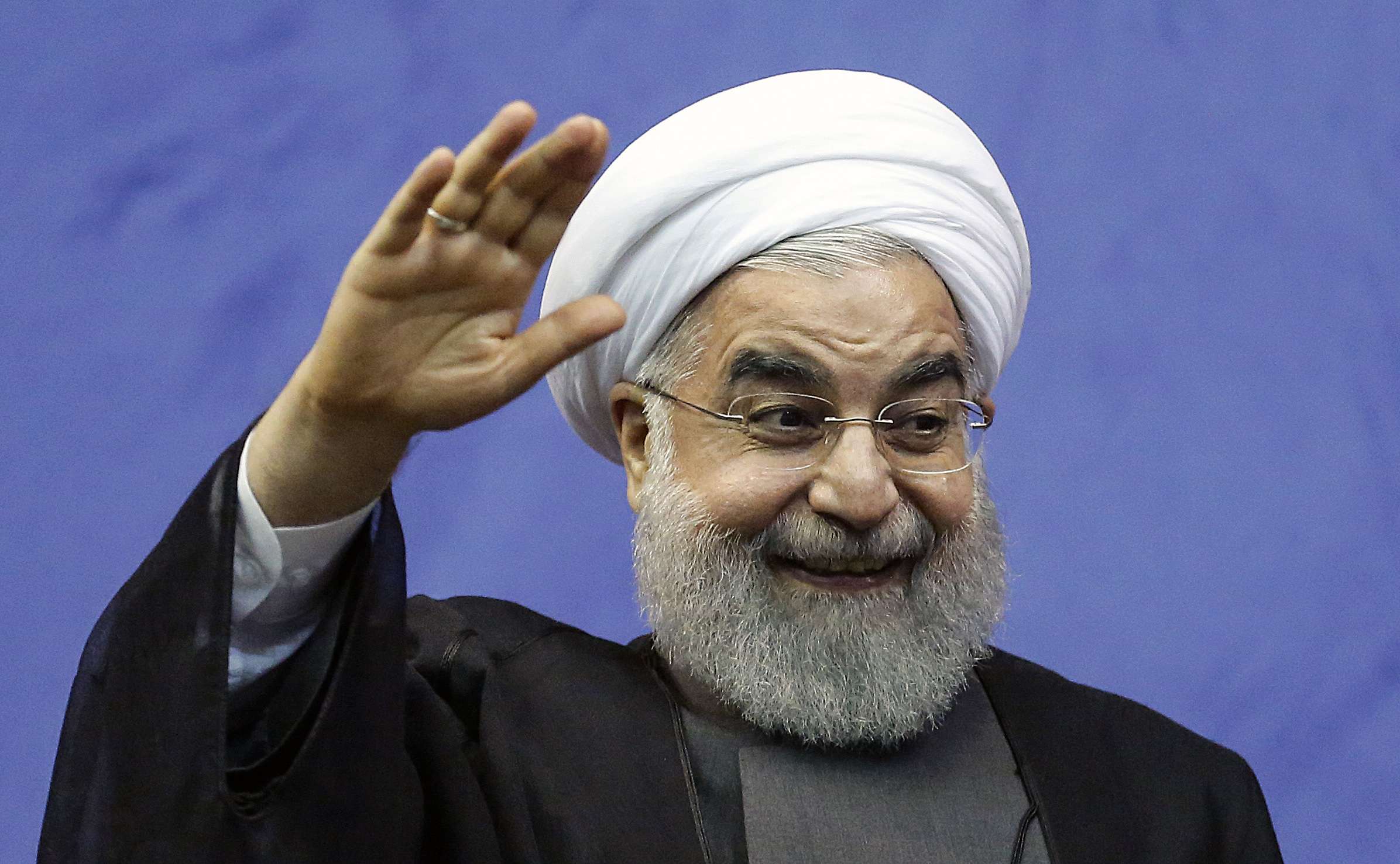 ليس صانع القرارات في ايران!