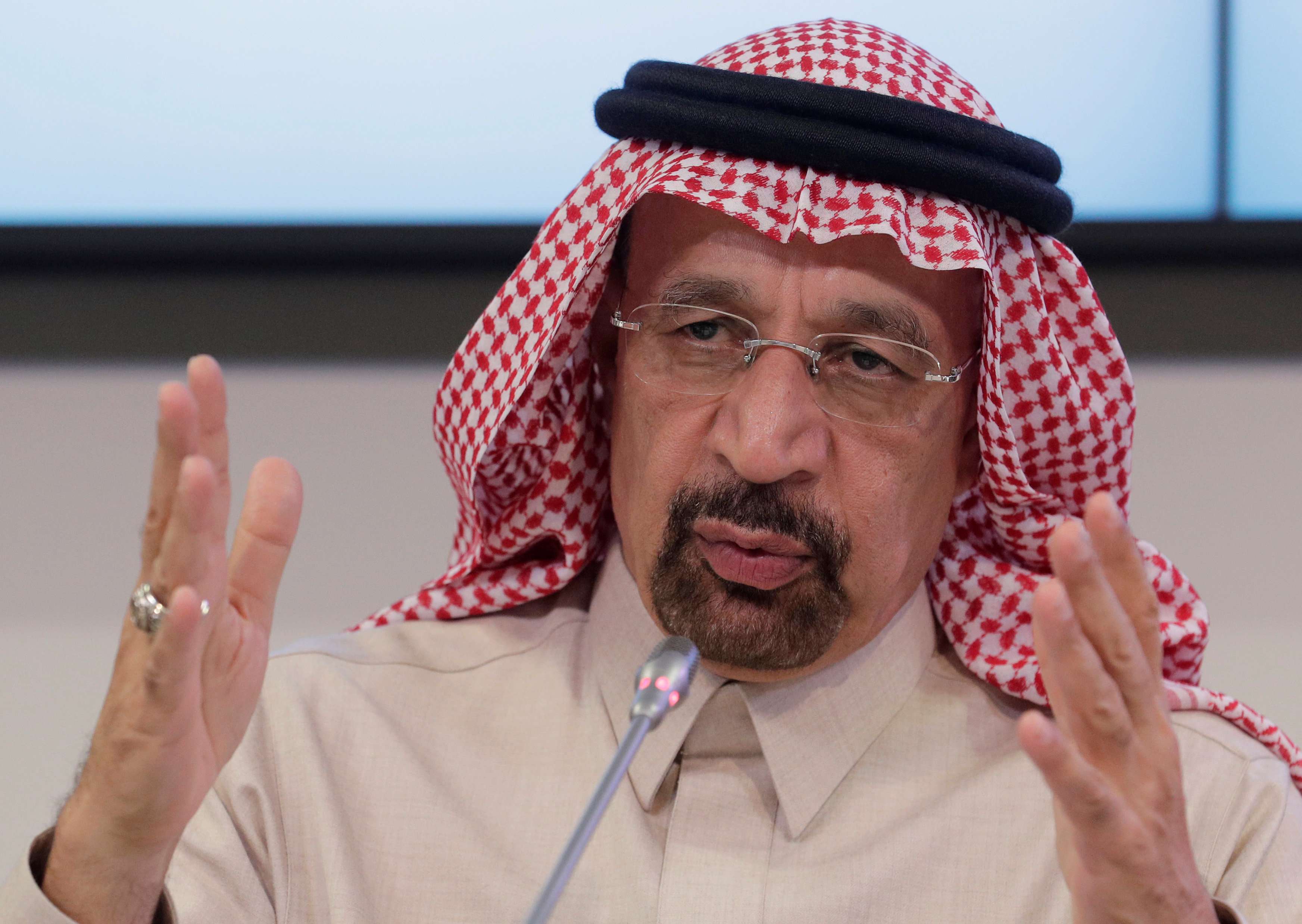 الفالح: النفط لا يتأثر بالظروف السياسية 