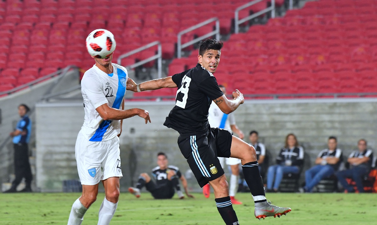 المنتخب الأرجنتيني يحقق فوزا كبيرا على نظيره الغواتيمالي بثلاثية نظيفة في مباراة ودية أقيمت بينهما في مدينة لوس أنجليس الأميركية.