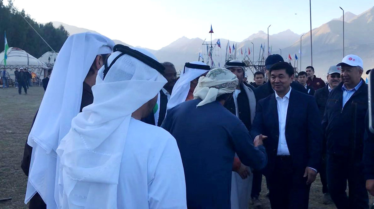 زار المجلس الشعبي وركن القهوة العربية
