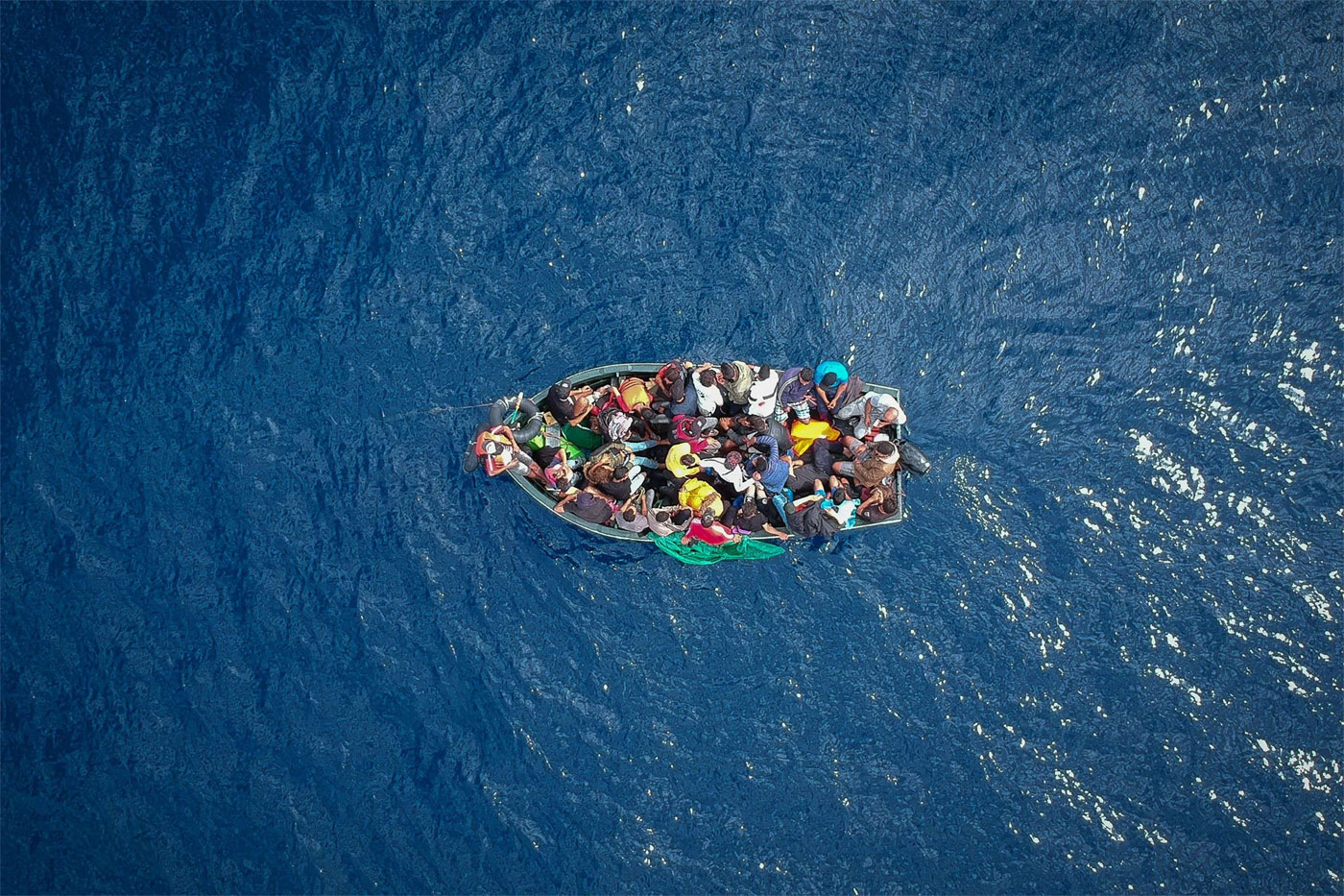A boat carrying migrants stranded in the Strait of Gibraltar 