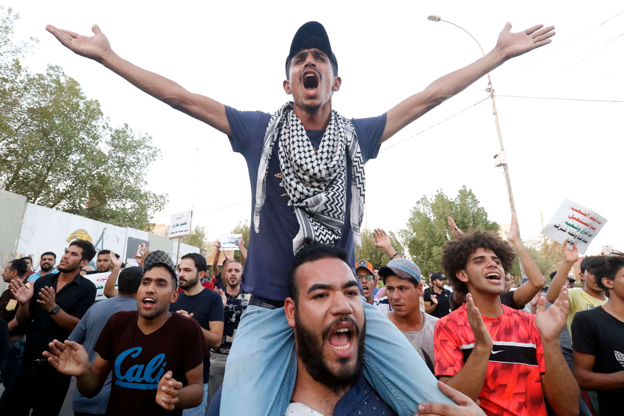 غضب اوسع بعد مقتل خمسة محتجين في يوم واحد
