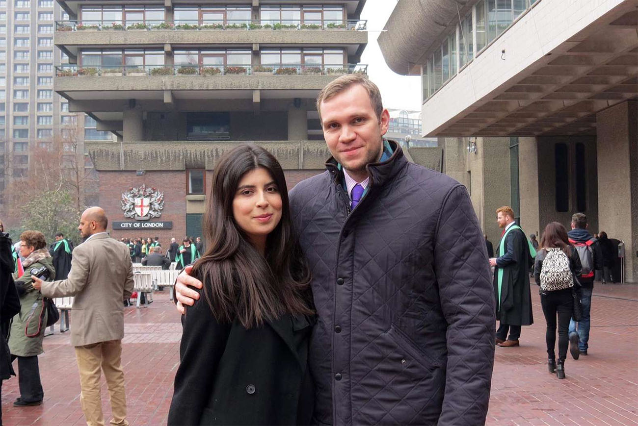 Matthew Hedges (R) and his wife Daniela Tejada