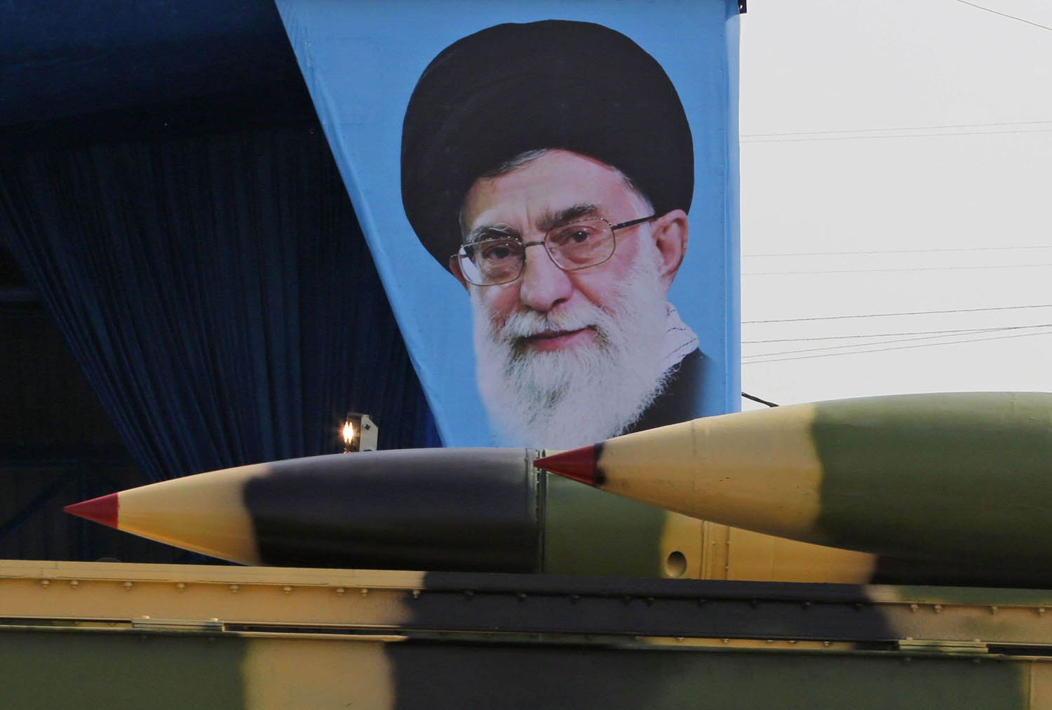 استعراض عسكري في طهران