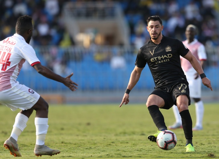 النصر والرائد