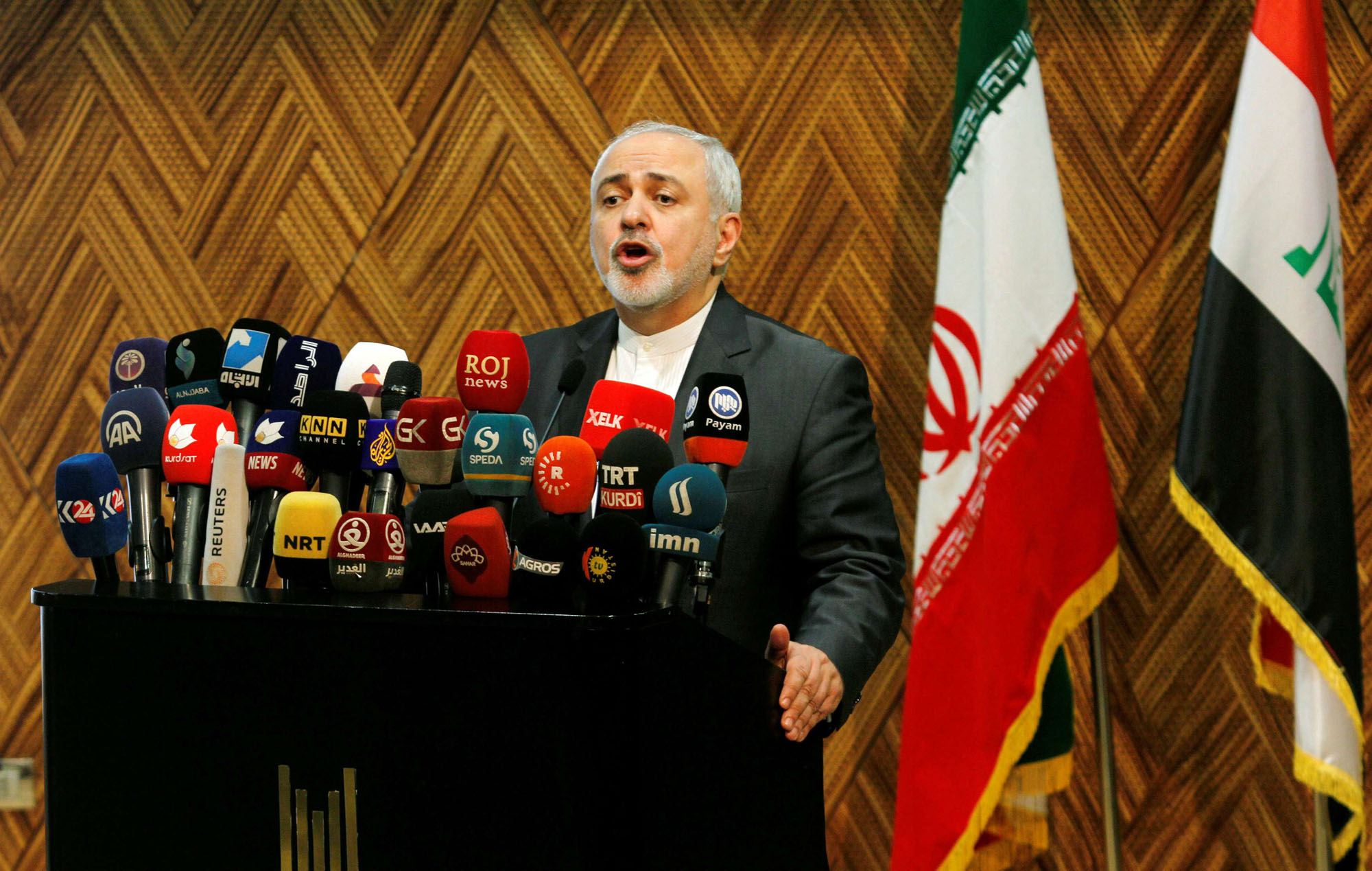 ظريف: مشاريع ايران اقل كلفة