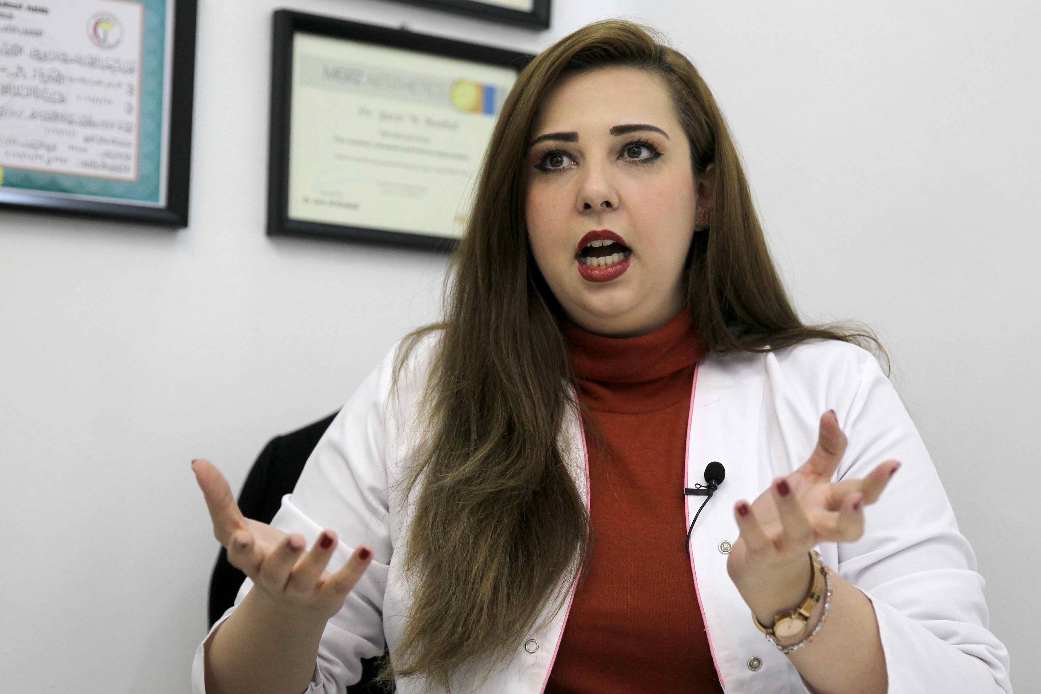 خوف الأطباء من الانتقام يعجل برحيلهم إلى الخارج