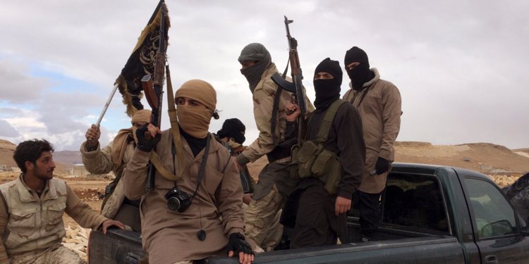 تنظيم الدولة الاسلامية لايزال يحتفظ بوجود قوي في سوريا على خلاف تقديرات ترامب