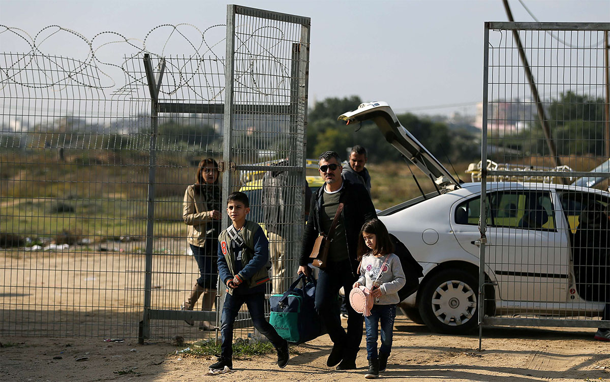 Erez crossing