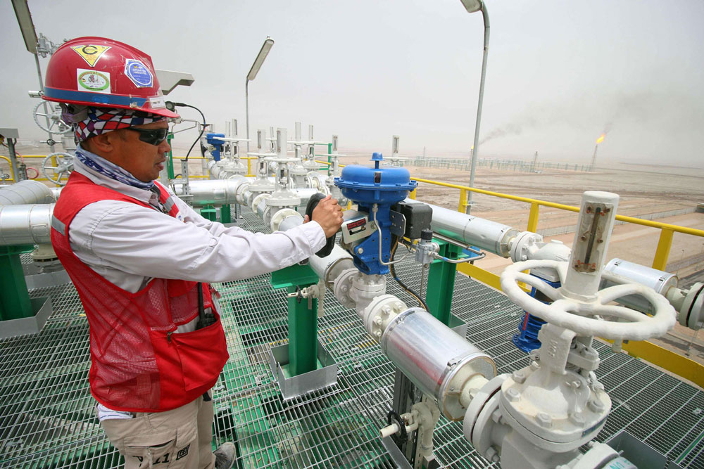 Kingpin Saudi Arabia's production, meanwhile, fell by 324,000 bpd