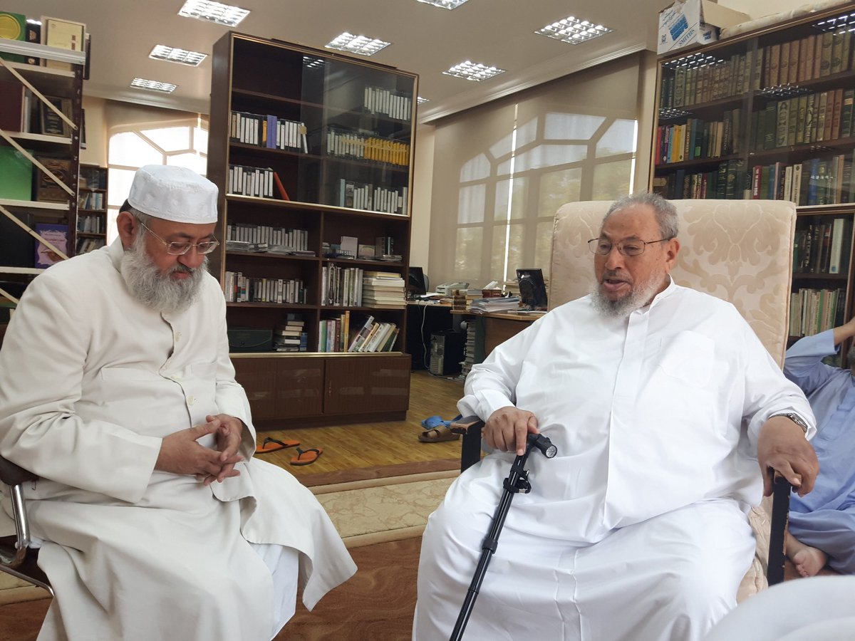 علاقة المعلم بالتلميذ بين القرضاوي وسلمان الندوي