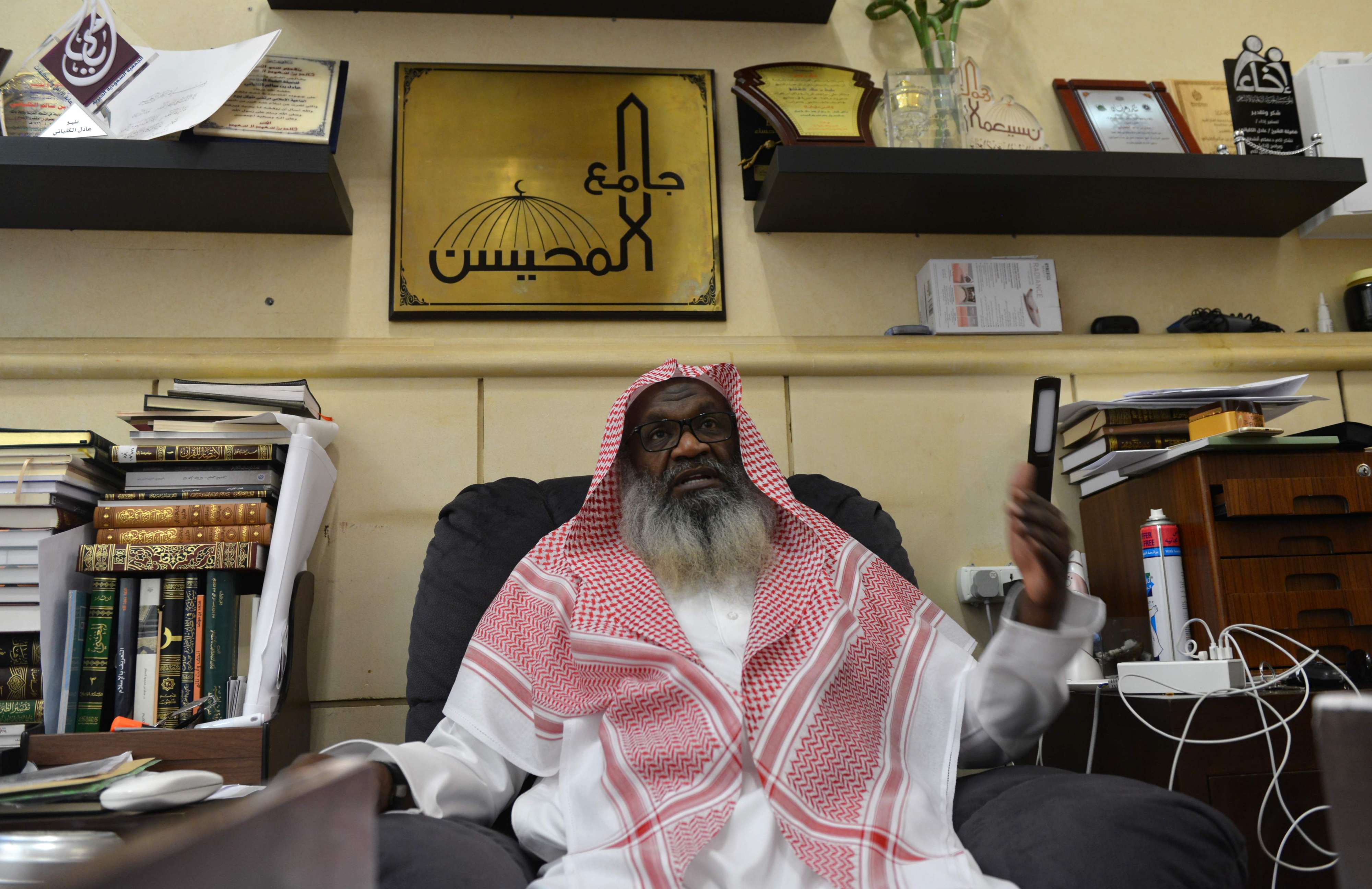 الشيخ عادل الكلباني 