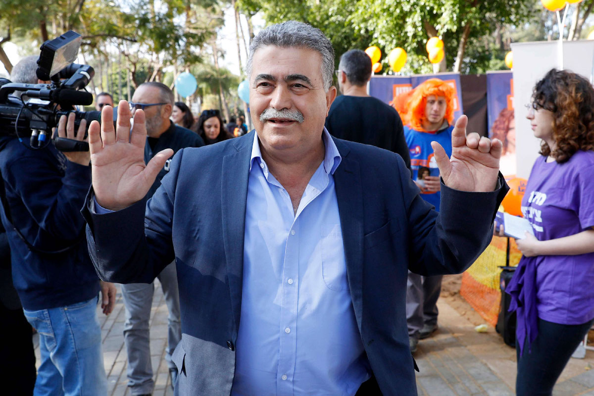 Former Israeli defense minister Amir Peretz