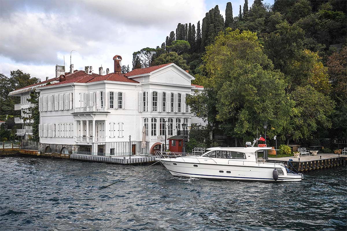 New taxes on luxury housing will be introduced