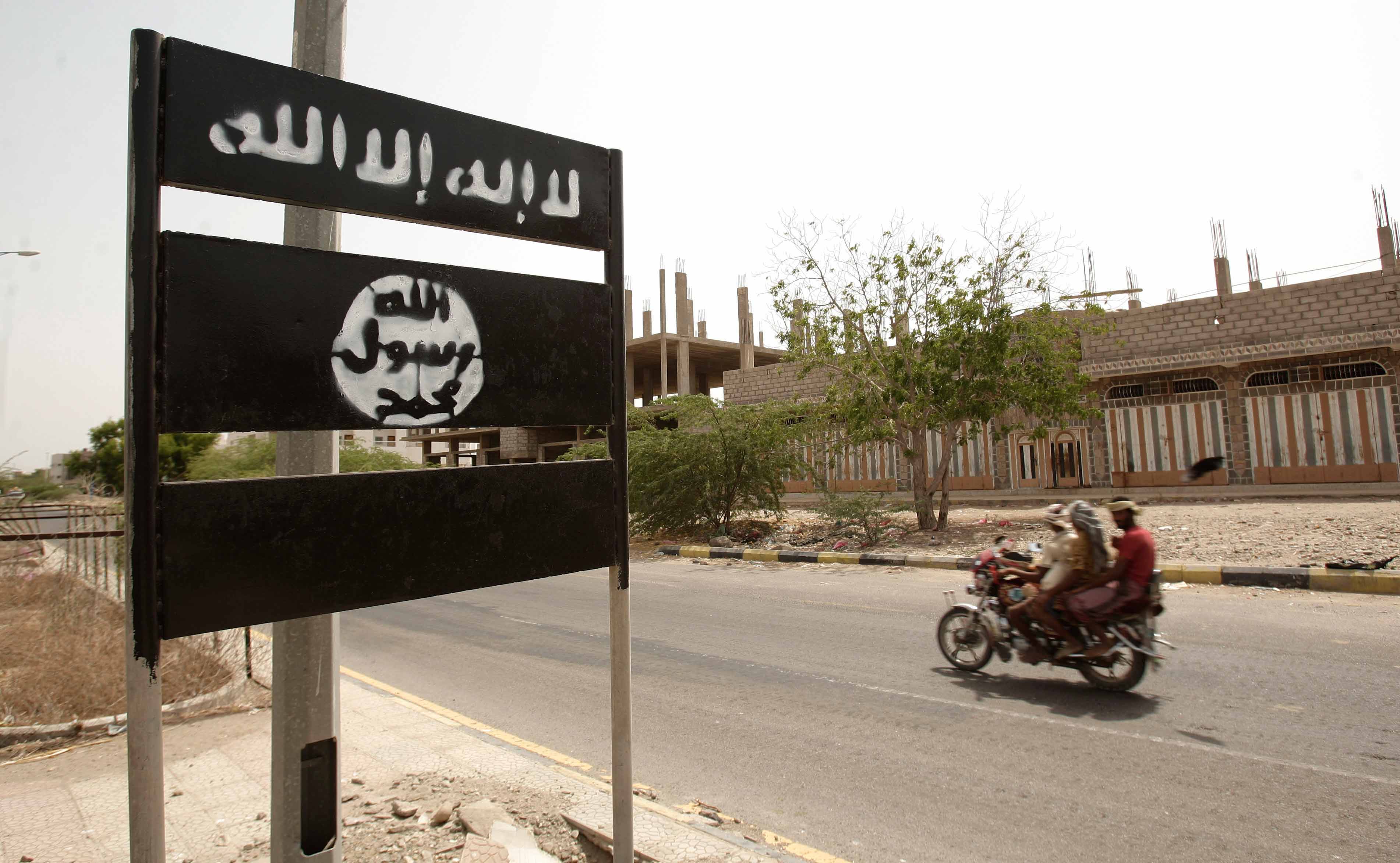 تنسيق بين الحوثيين وداعش لتقويض عملية السلام في اليمن