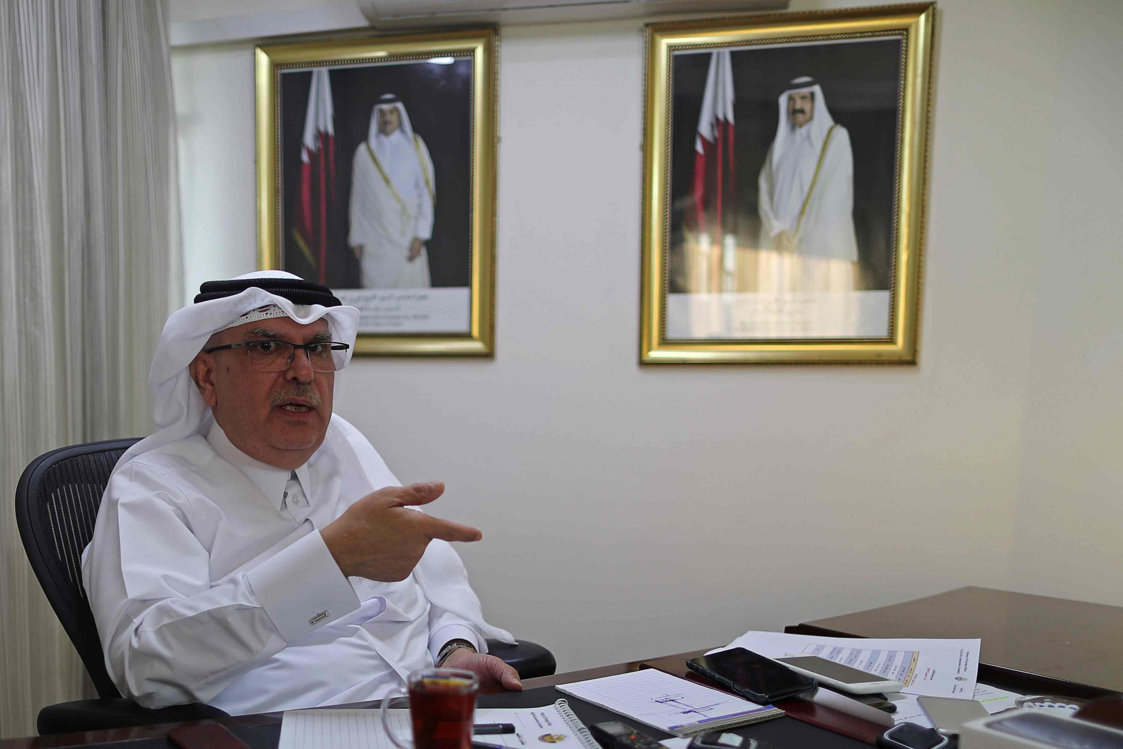 العمادي تعرض للطرد عدة مرات من قبل الفلسطينيين 