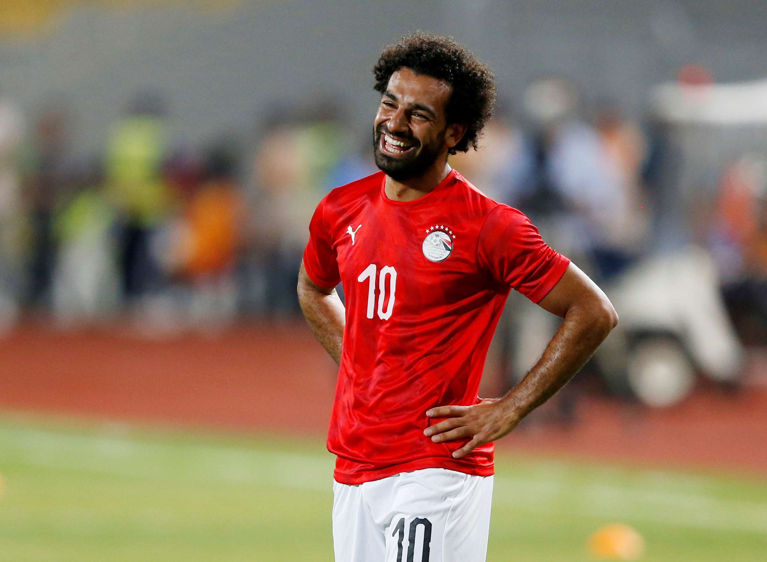 صلاح يعتاد من الناس اساءة فهم ما يقول