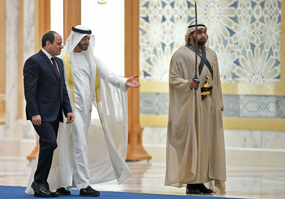ولي عهد أبوظبي الشيخ محمد بن زايد آل نهيان يستقبل الرئيس المصري عبدالفتاح السيسي