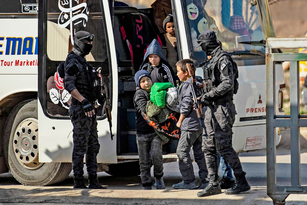 ابناء الجهاديين الروس
