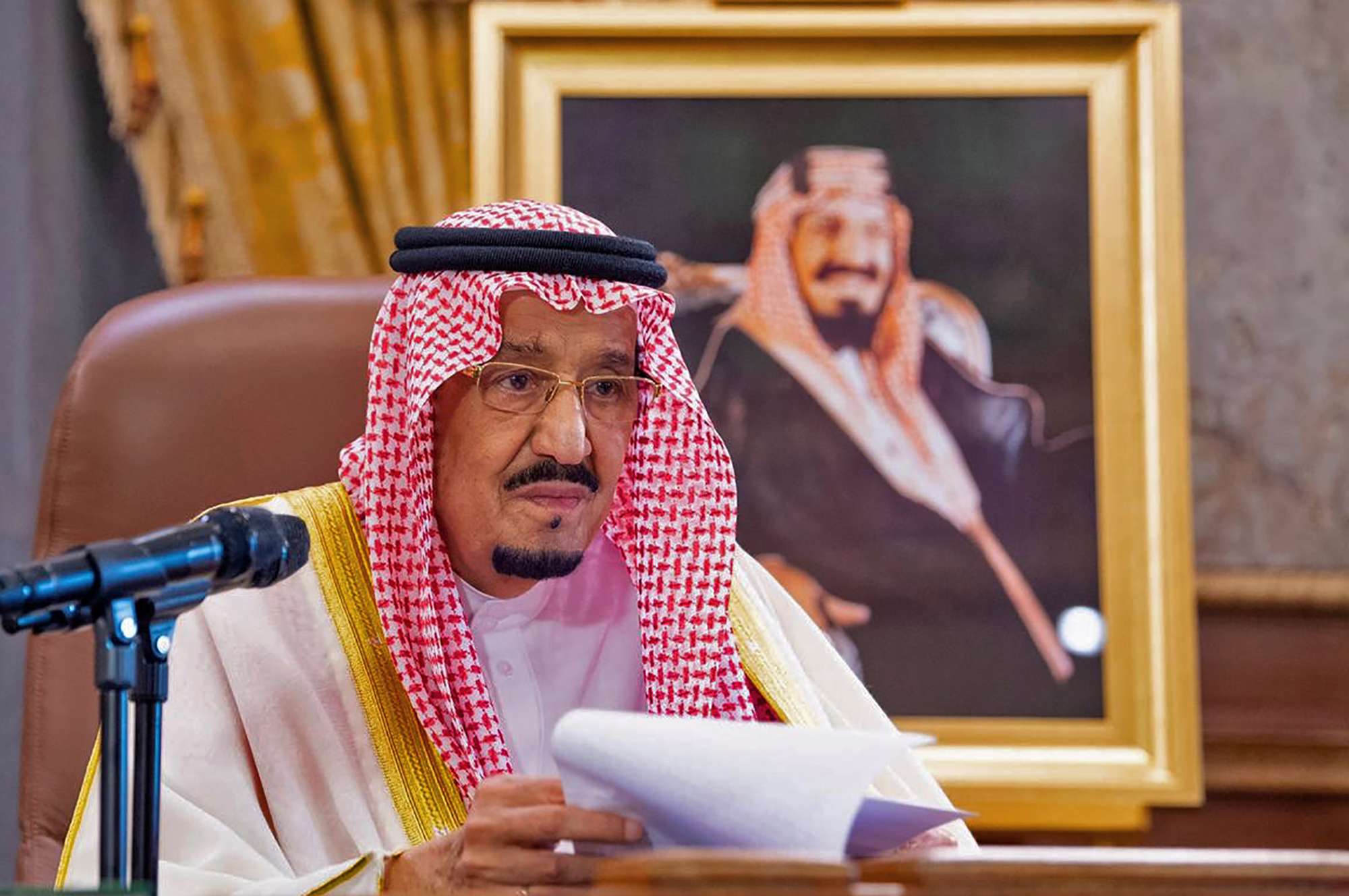 السلطات السعودية تشدد إجراءات الوقاية من الوباء