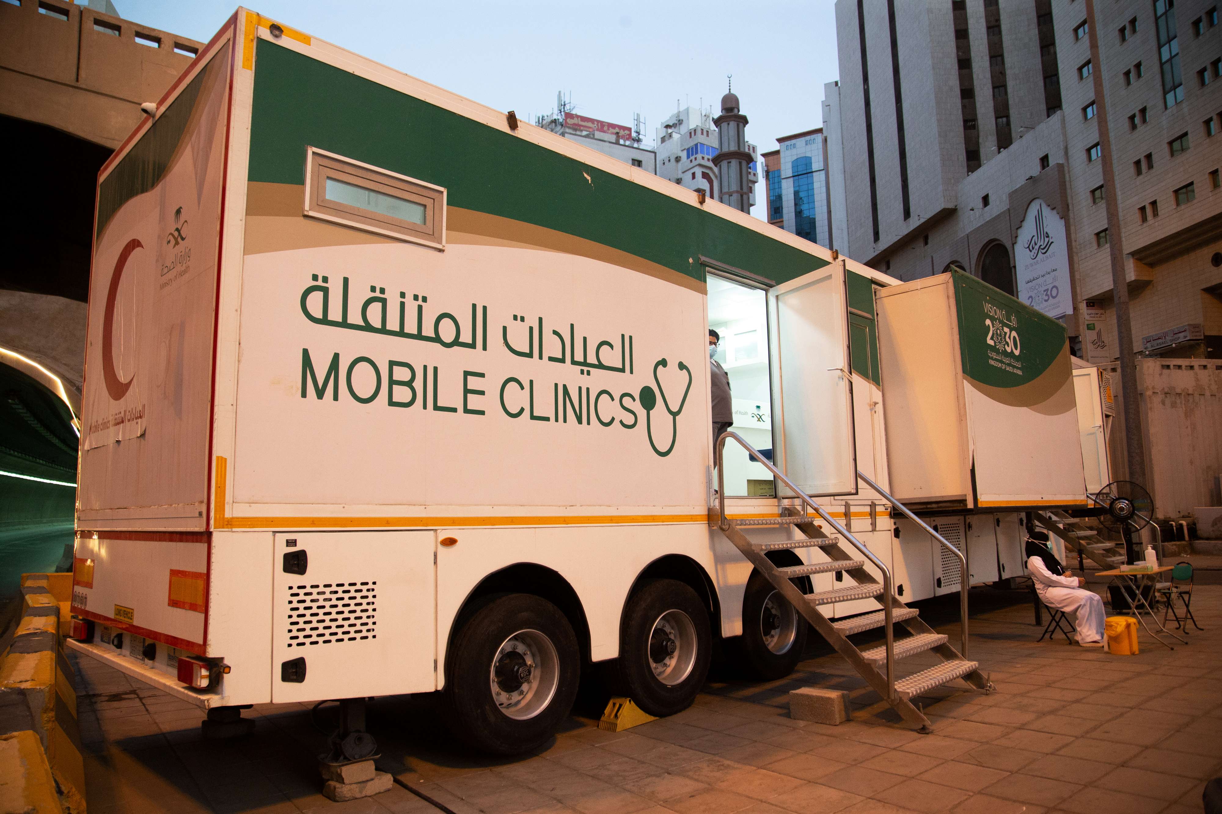 كورونا يستدعي إجراءات طبية مكثفة لتجاوز مرحلة الخطر