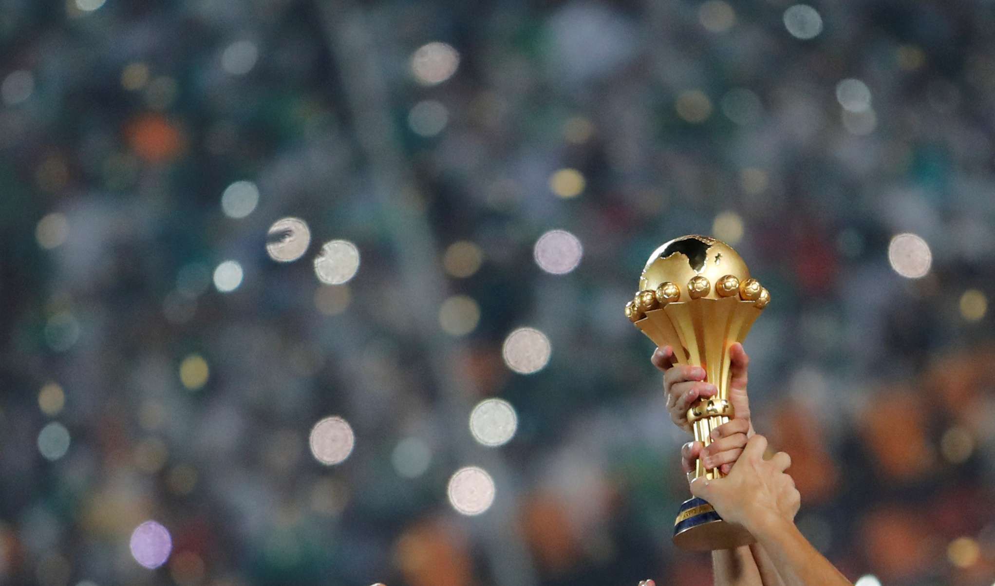 'كاف' لإستئناف الموسم