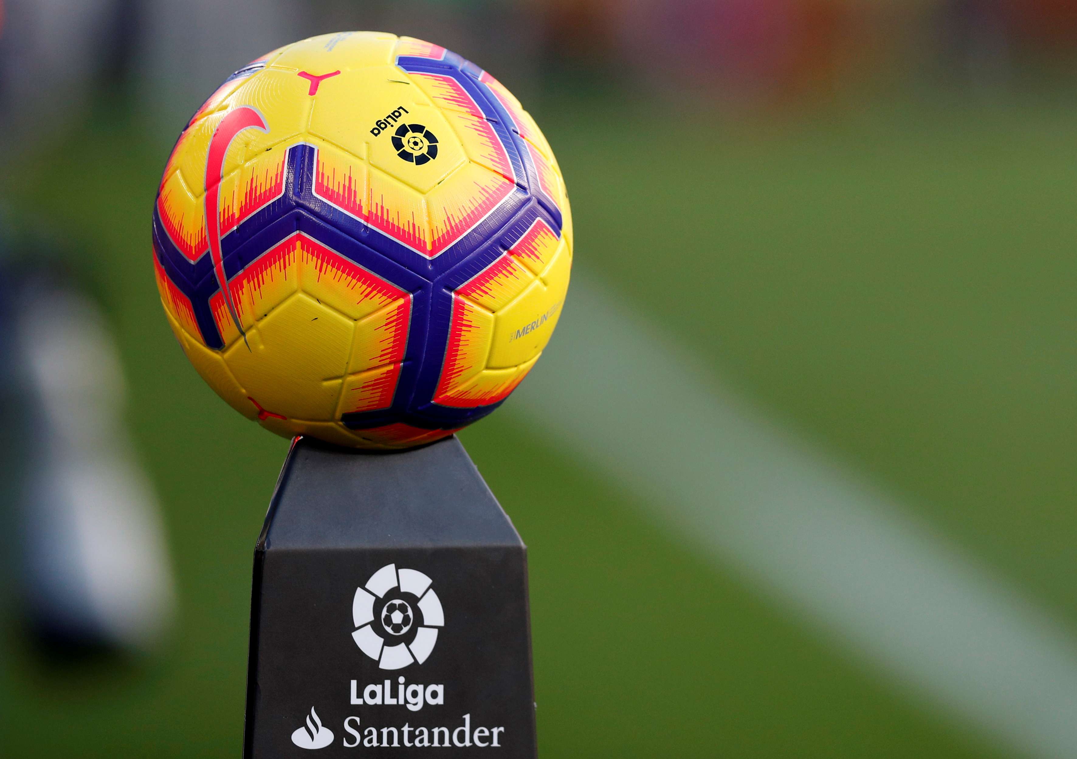 عودة الدوري الاسباني بدون حضور الجماهير
