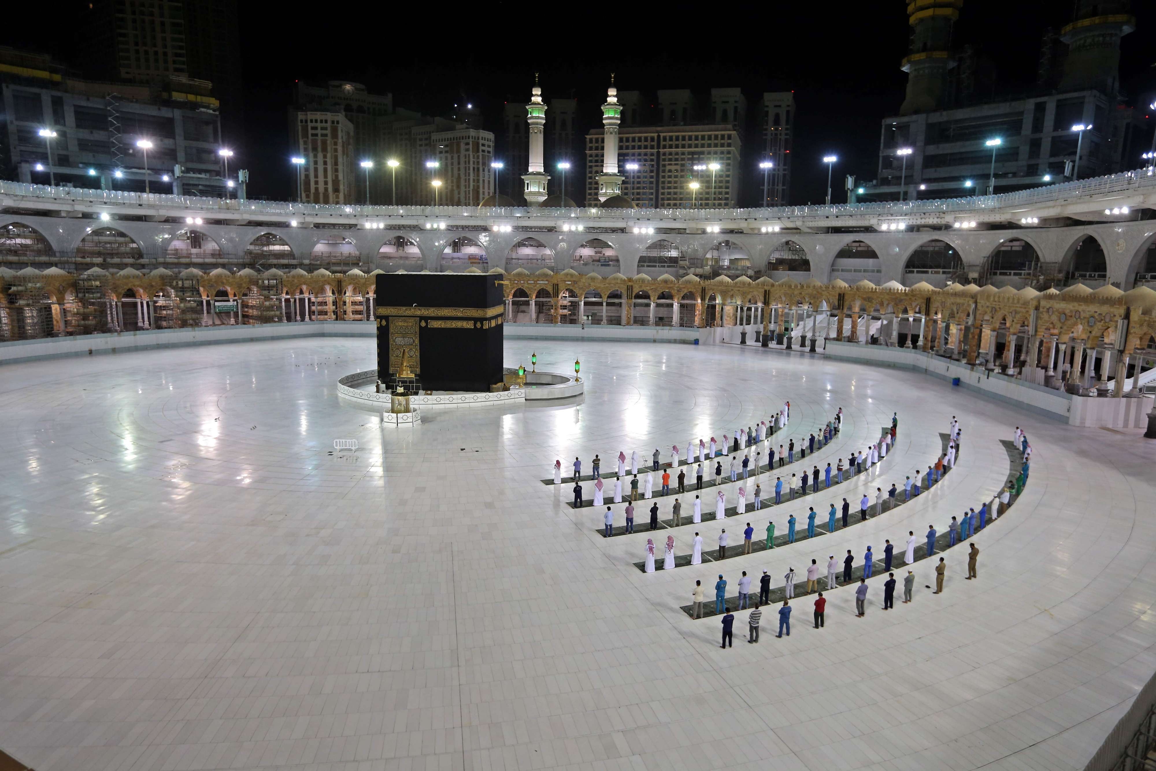 حج استثنائي دون مشاركة مسلمين من خارج السعودية لأول مرة في تاريخ المملكة الحديث