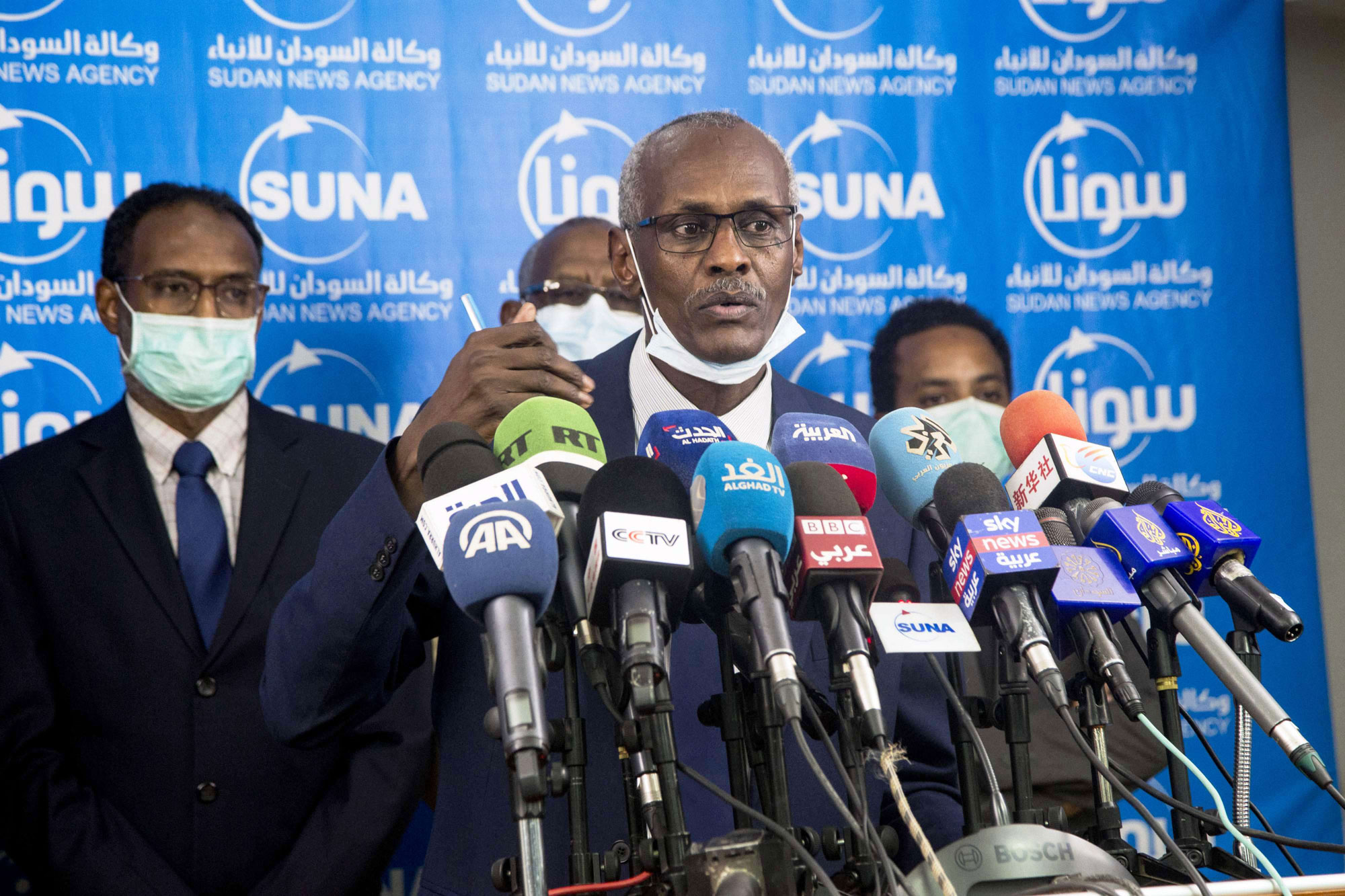 وزير الري السوداني ياسر عباس