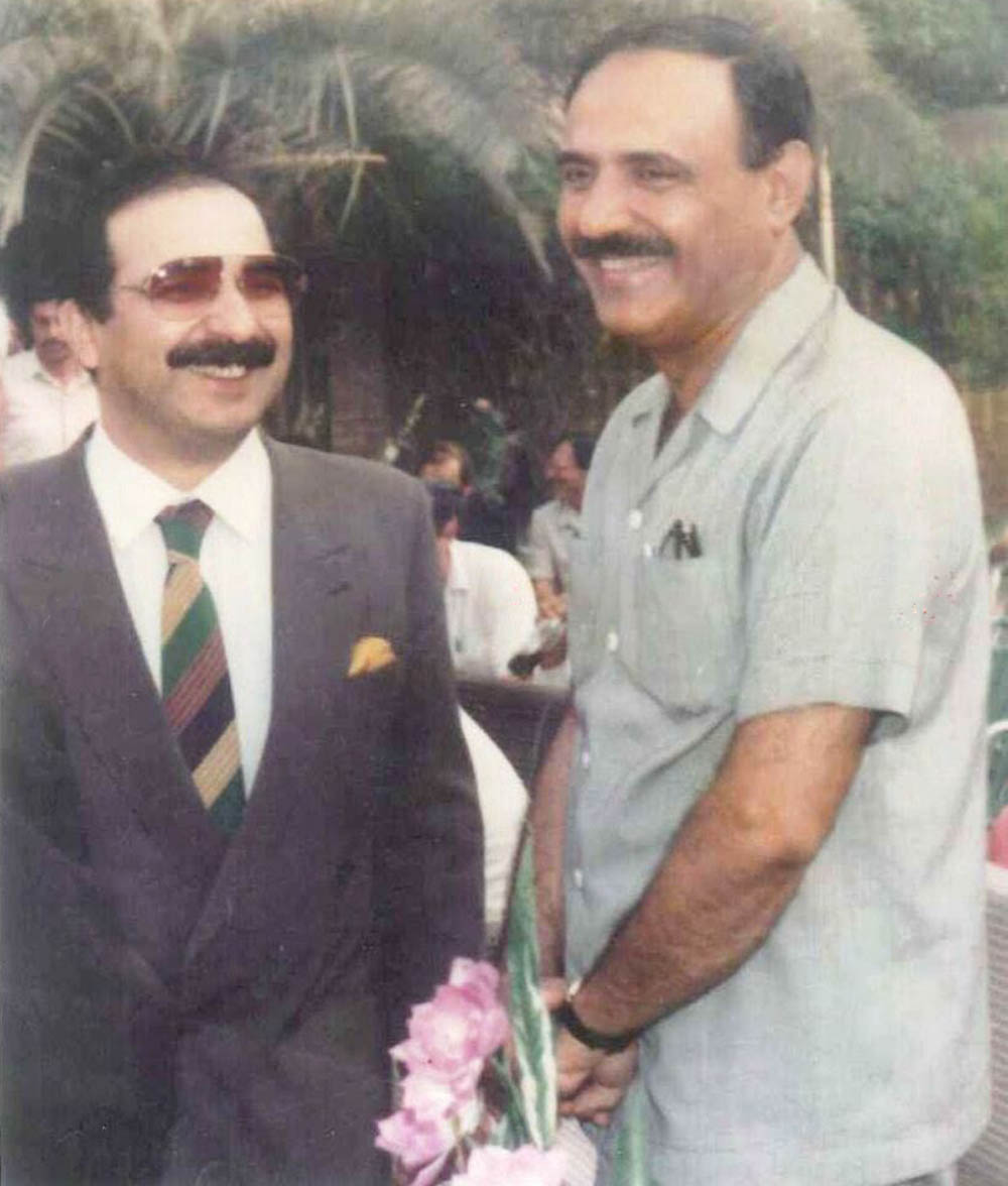 الكاتب زيد الحلي مع الصحفي العراقي سعد البزاز