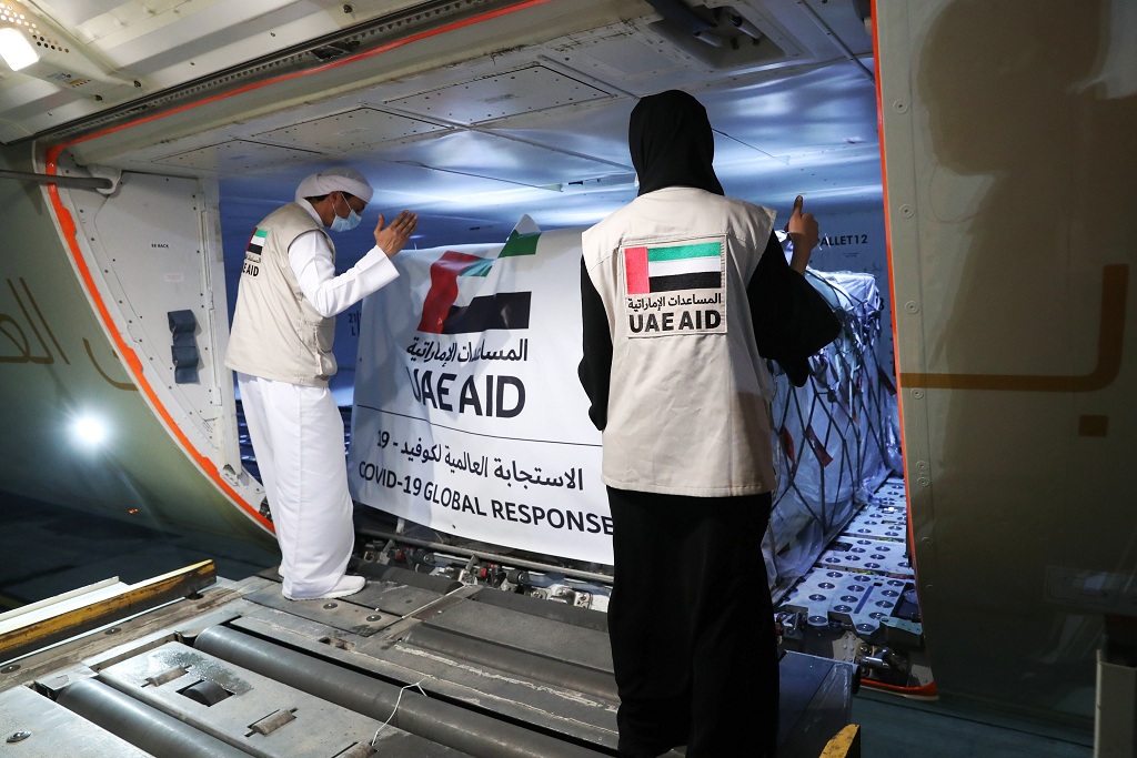 شحنات من الامدادات الطبية الاماراتية تصل الى عشرات الدول حول العالم