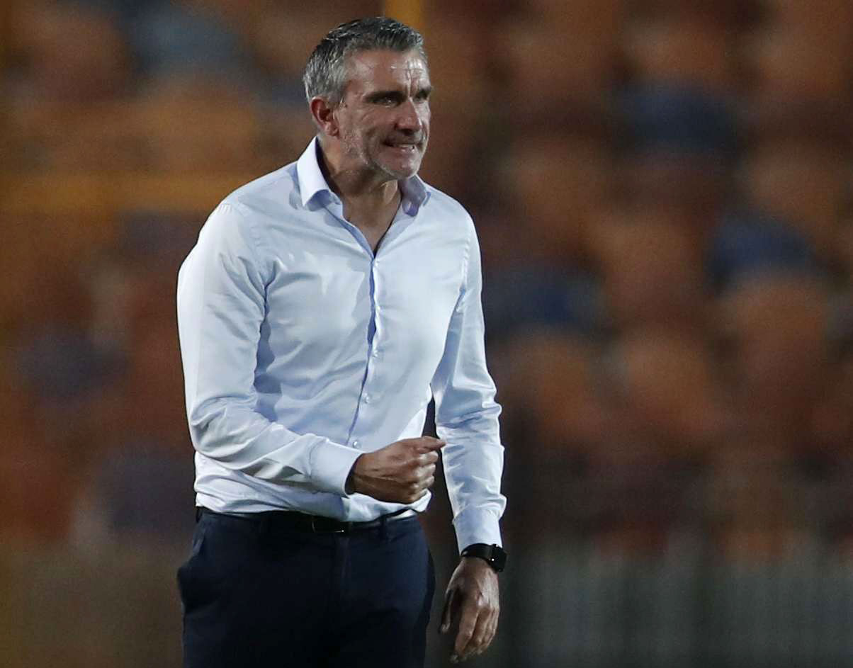 كارتيرون خارج الزمالك وطارق يحيى خلفا له بشكل موقت