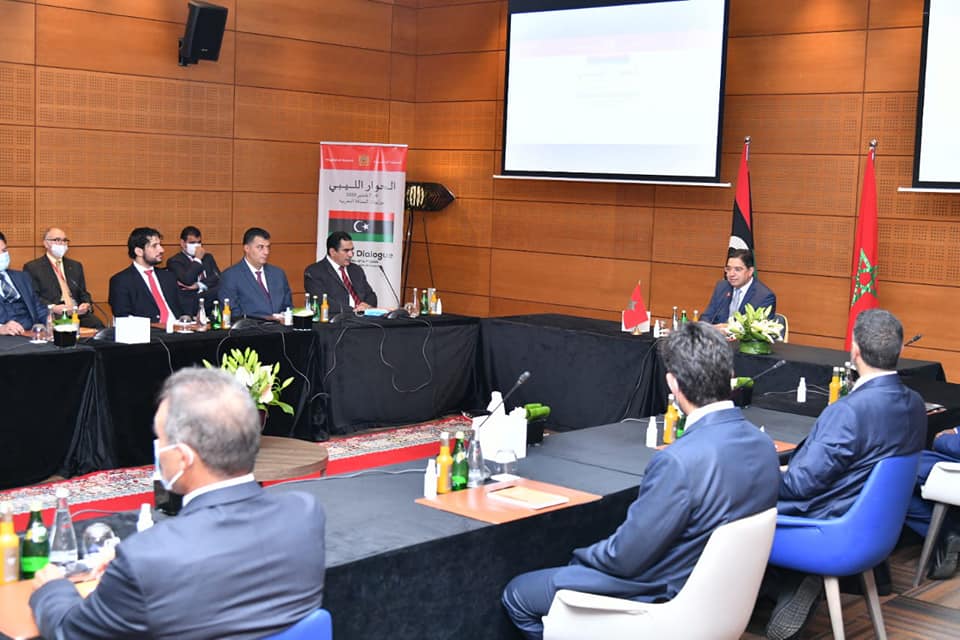 وزير الخارجية المغربي ناصر بوريطة يفتتح الجلسة الأولى للحوار الليبي في مدينة بوزنيقة شمالي المملكة 