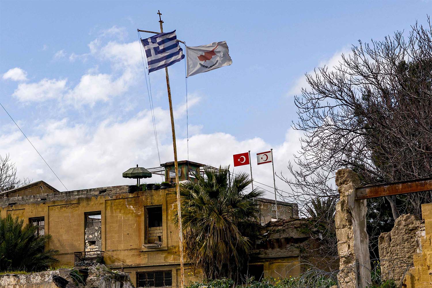 EU leaders will hold a special summit on September 24-25 to discuss how to resolve the crisis between Cyprus and Turkey 