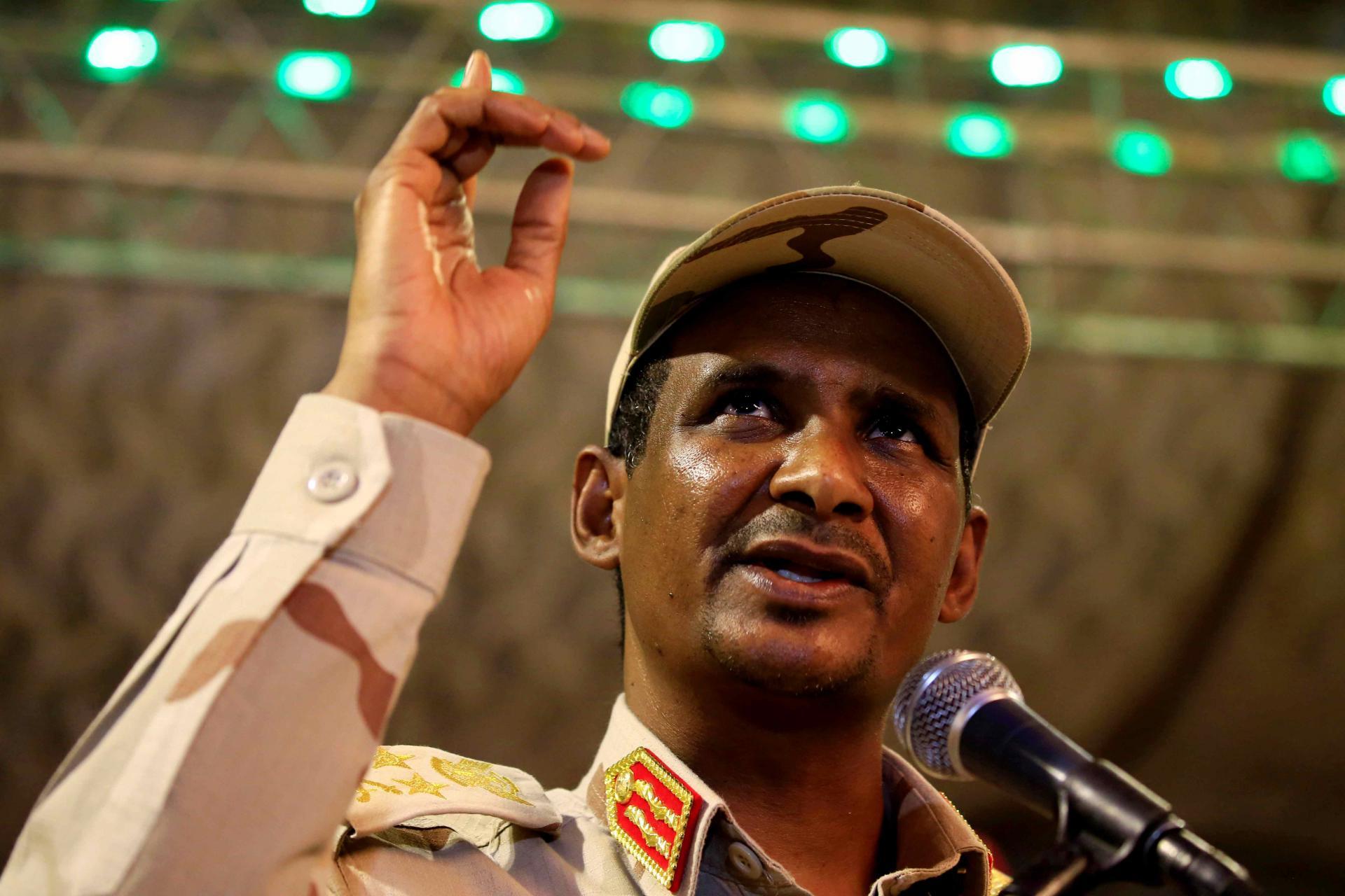 حميدتي ربط بين التطبيع مع اسرائيل واخراج بلاده من القائمة الاميركية للدول الراعية للارهاب