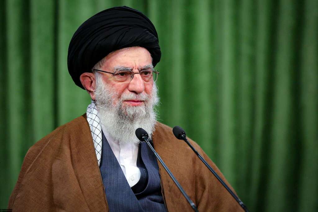 الزعيم الإيراني الأعلى آية الله علي خامنئي 