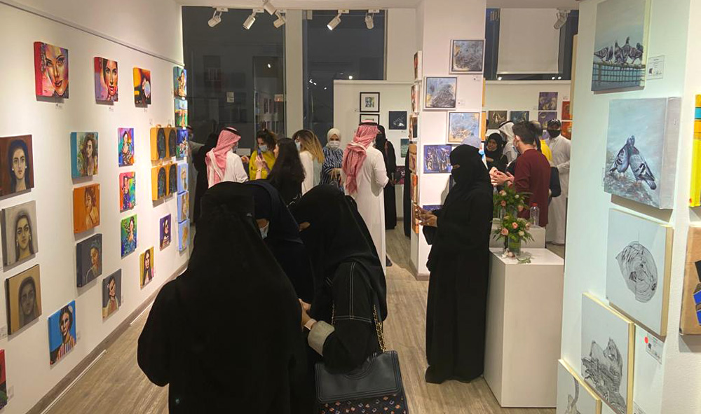 فرصة جيدة لعشاق اقتناء الأعمال الفنية