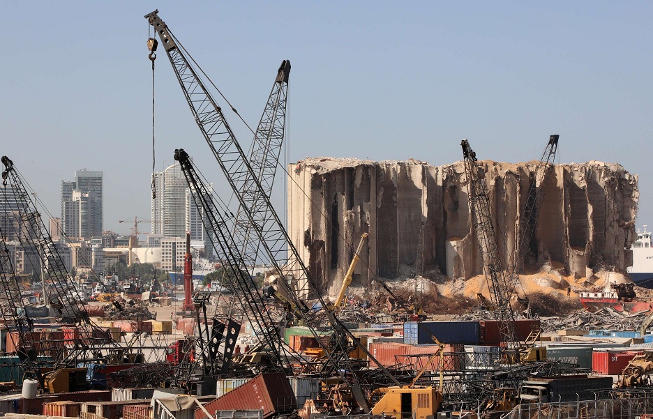 انفجار مرفأ بيروت في الرابع من أغسطس يكشف تخزين أطنان من المواد المتفجرة واهمالا غير مسبوق