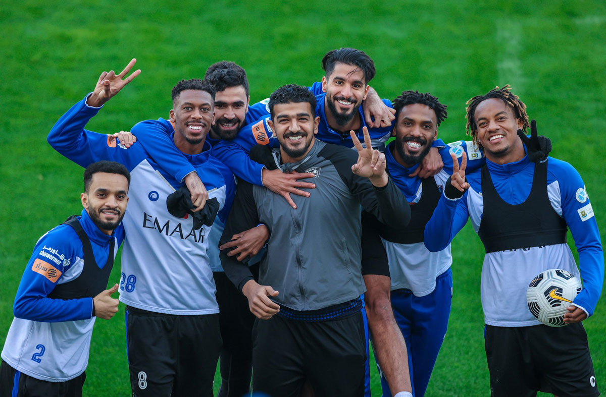 الهلال لفرملة انطلاقة الشباب