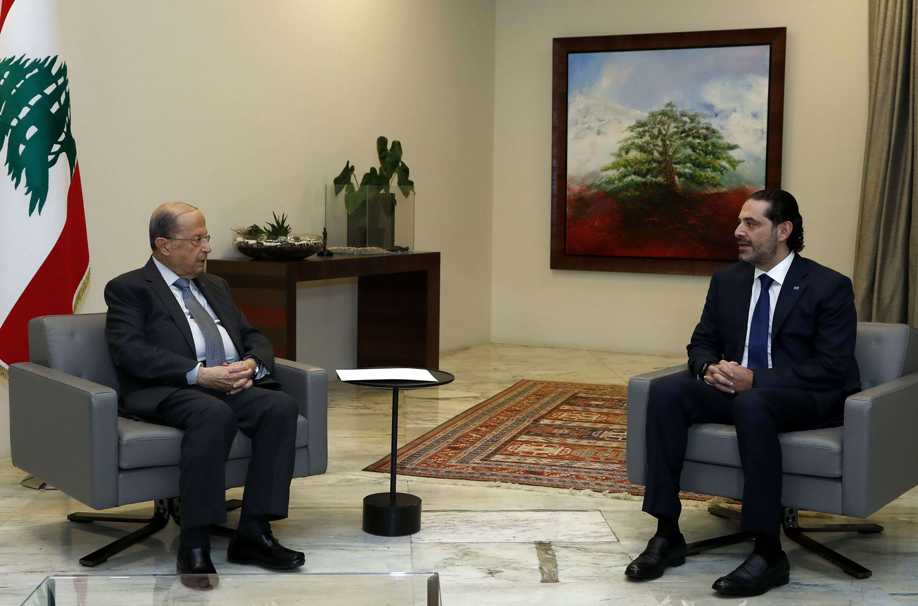  12 لقاء بين عون والحريري بلا جدوى