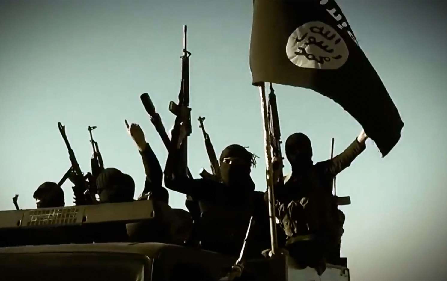 النظام العراقي محاصر بين دعوات الانتقام ومنظومة غير قادرة على كبح الإرهاب