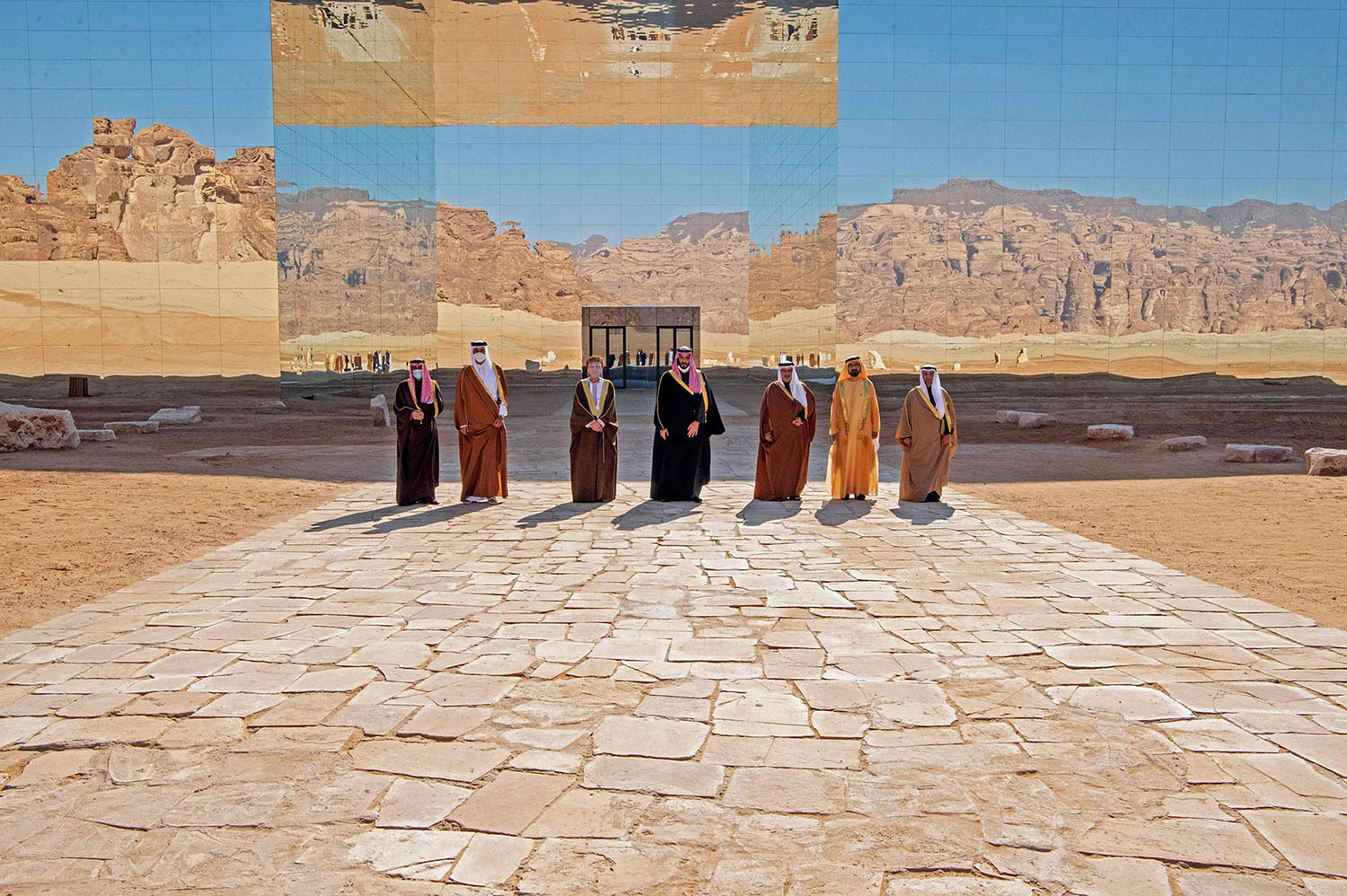 البداية كانت في العلا