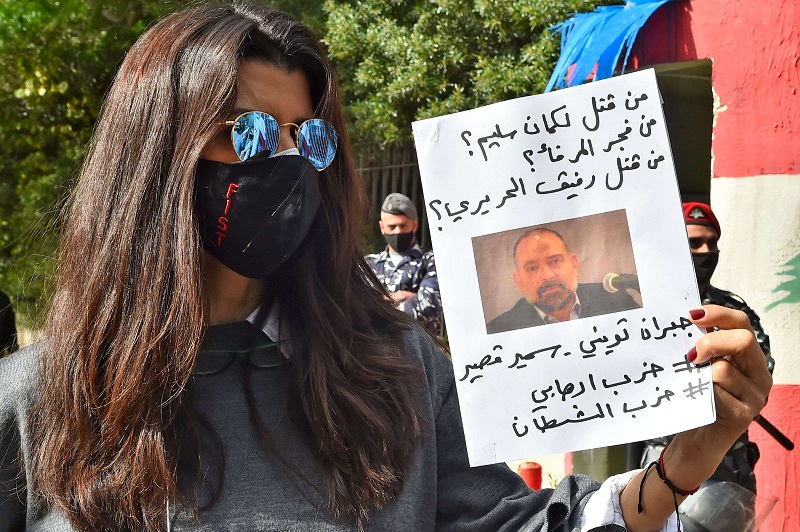 أنصار حزب الله هددوا الناشط لقمان سليم بـ"المجد لكاتم الصوت"