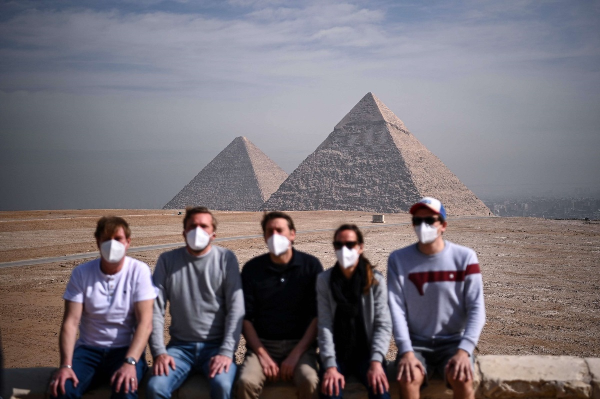 اهرامات الجيزة في مصر