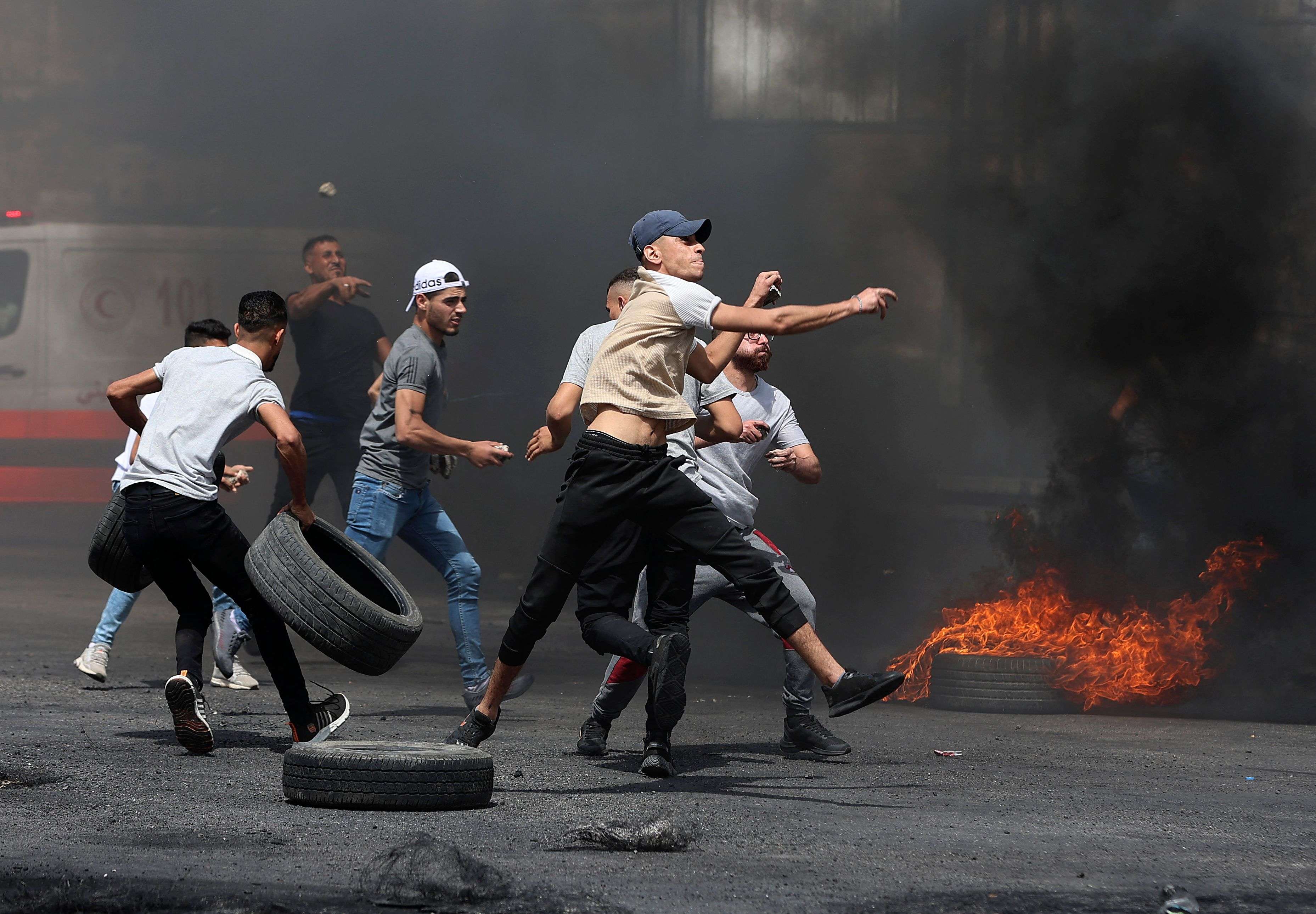 اشتباكات في الضفة الغربية بين فلسطينيين والشرطة الاسرائيلية رغم الحديث عن هدنة