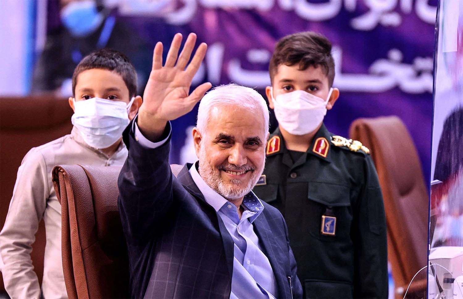 Mehralizadeh's withdrawal leaves six candidates in the race