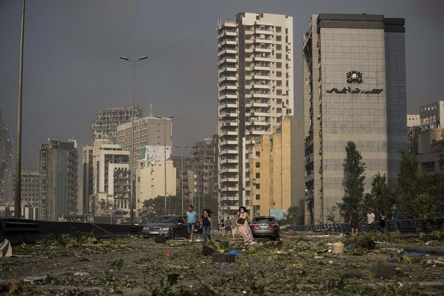 انهيار لبنان إلى أين؟