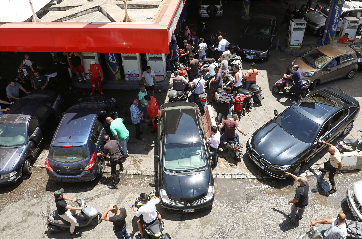 Chaotic situation in Lebanon