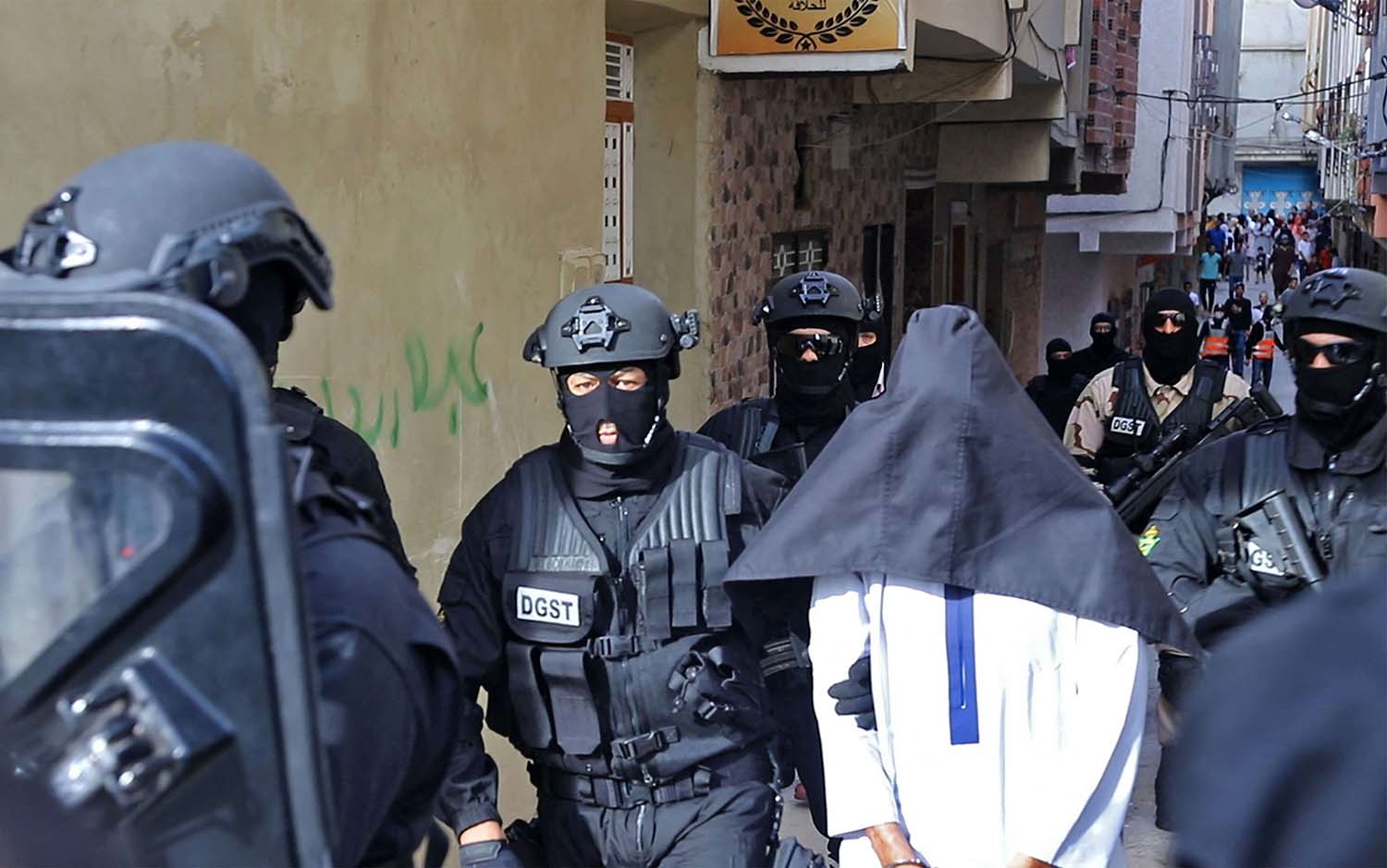 الخلية المتطرفة تتكون من خمسة أشخاص أعلنوا الولاء لتنظيم داعش 